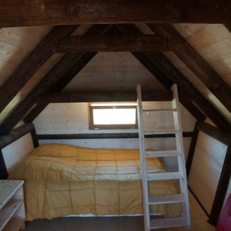 Bed and Breakfast Ferme De La Corbette Cluny Exterior foto